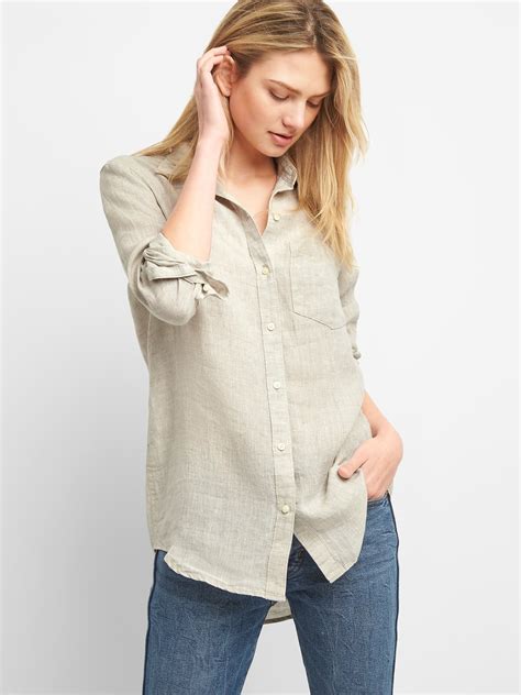 oversized linen boyfriend shirts.